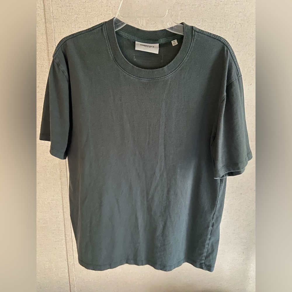 Fear of God Essentials Black T-Shirt Size Small